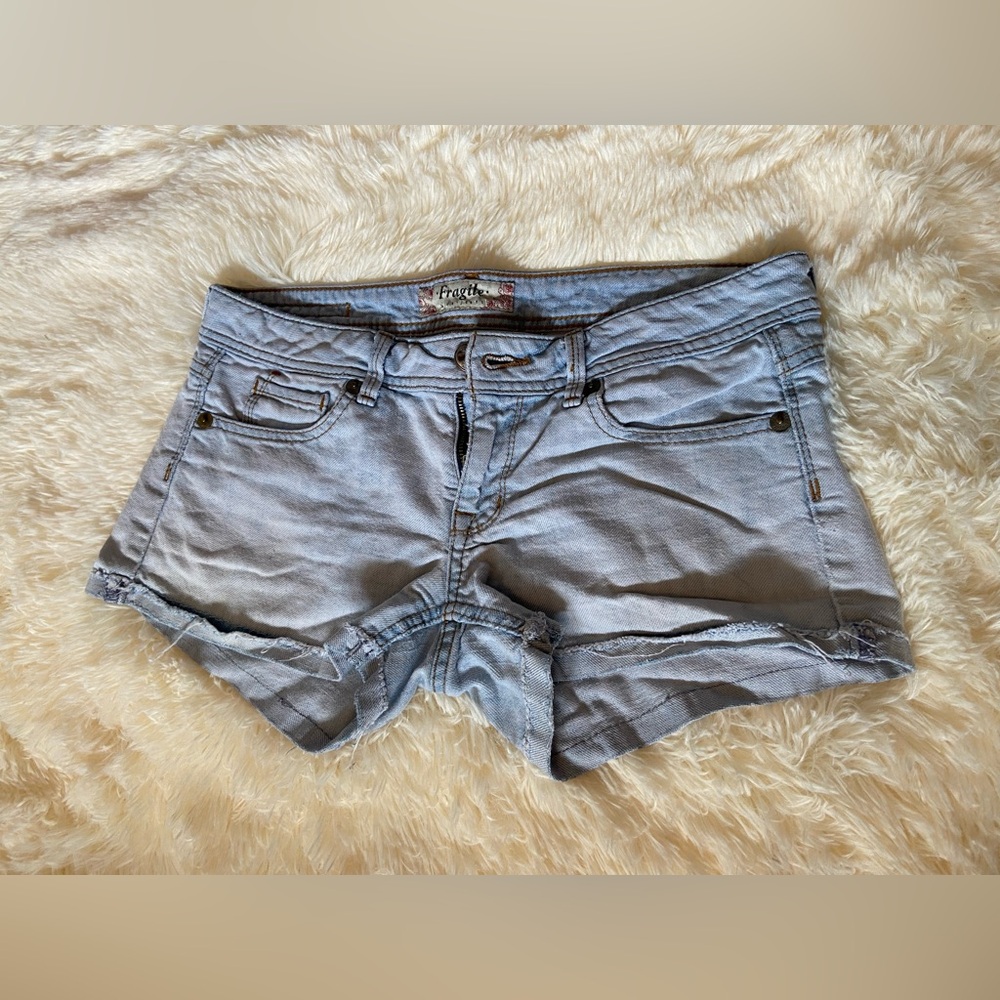 Worn light blue Jean shorts size 7 Fragile